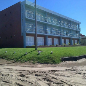 Departamento 3 ambientes con cochera frente al mar - pinamar